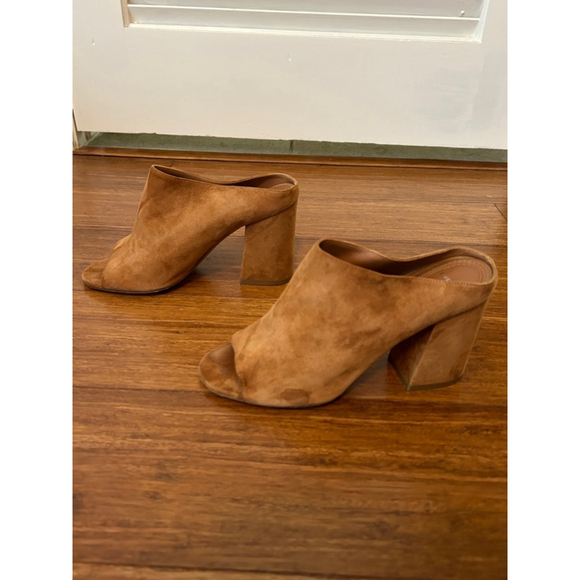 Givenchy Paris Hazelnut Suede Peep Toe Block Heel Mules Size 36 - Picture 1 of 10